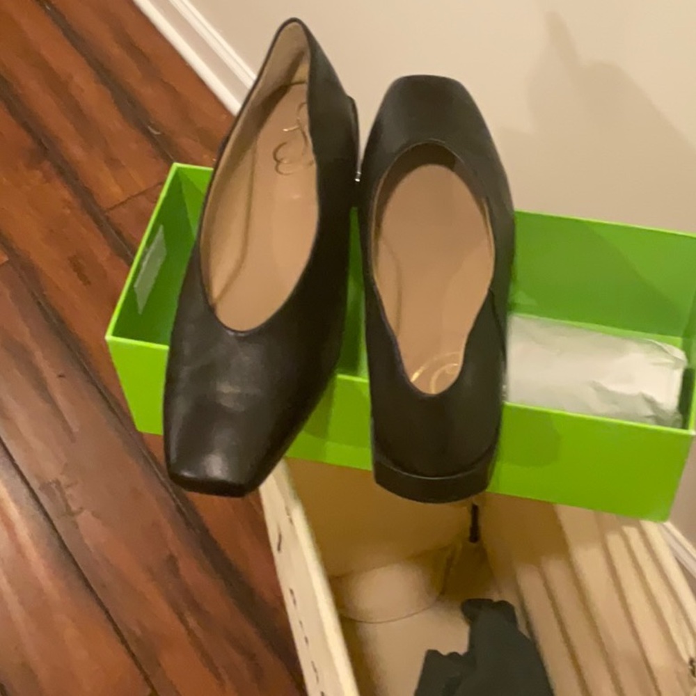 Sam Edelman Black Leather Flats - Picture 3 of 5